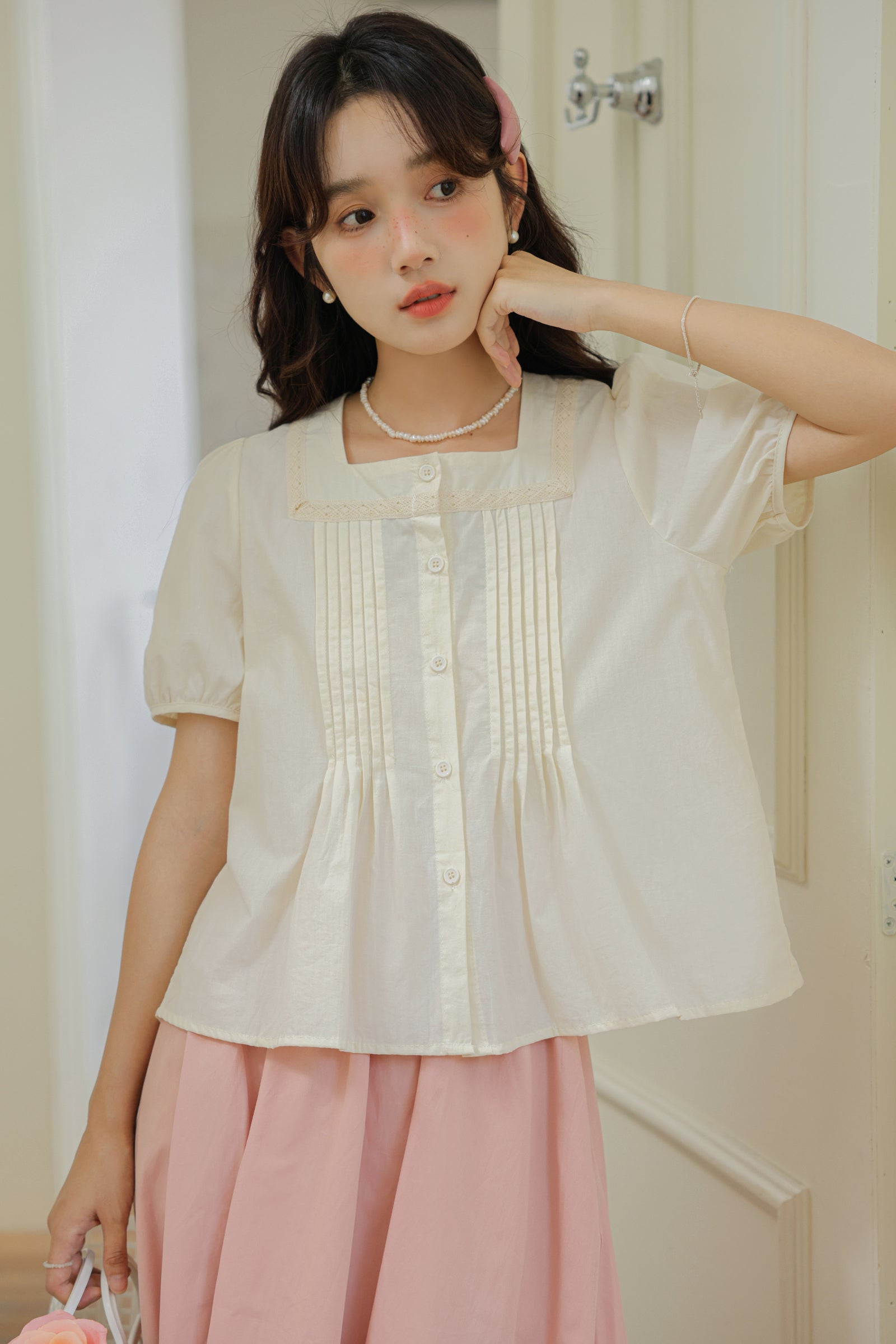 Charming Puff Sleeve Pleated Blouse - Masion Chérie