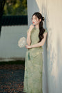 Elegant Green Floral Embroidered Cheongsam Set Dress - Masion Chérie 