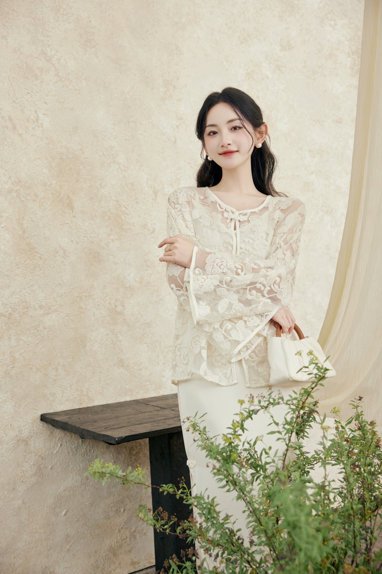 Ivory Embroidered Cheongsam Blouse and Dress Set - Masion Chérie 