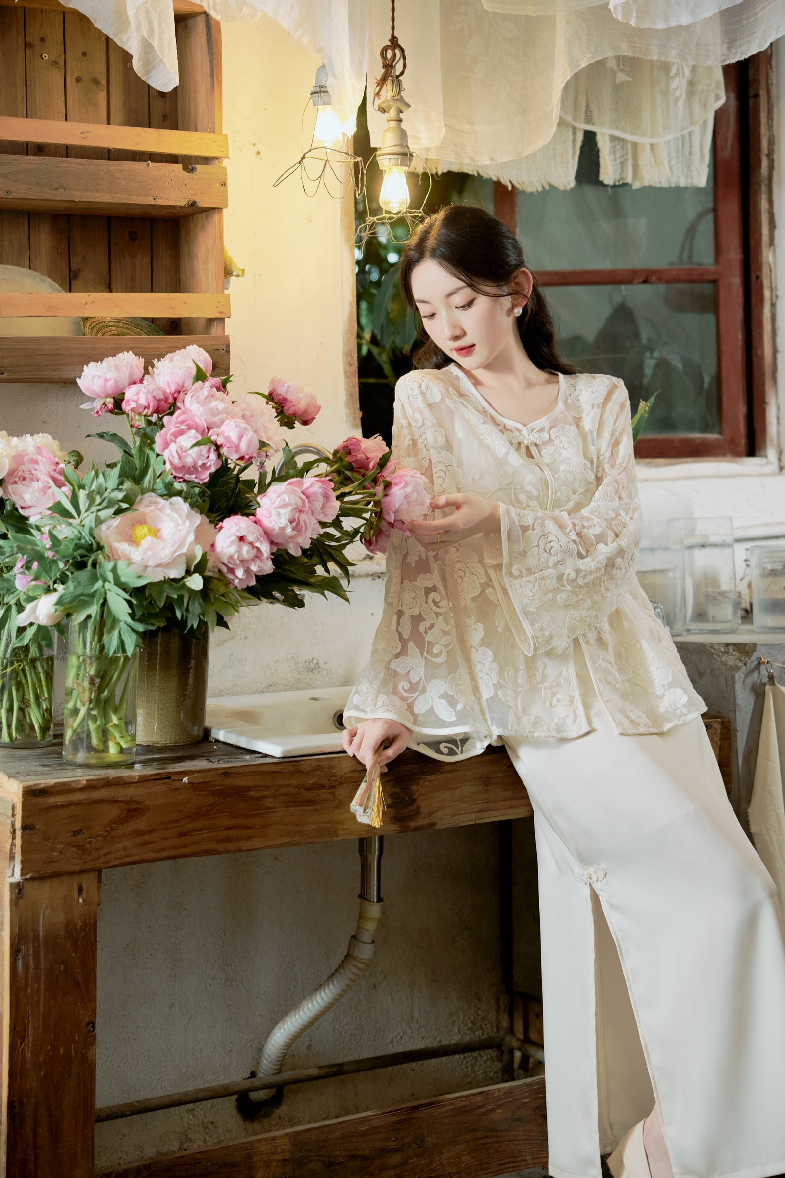 Ivory Embroidered Cheongsam Blouse and Dress Set - Masion Chérie 