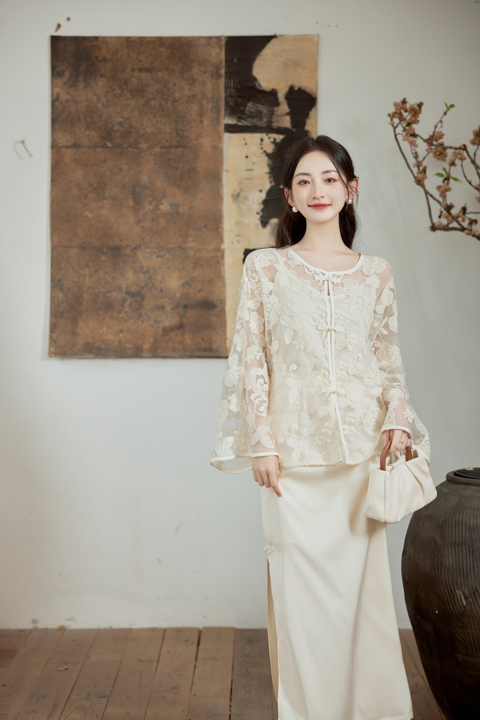 Ivory Embroidered Cheongsam Blouse and Dress Set - Masion Chérie 