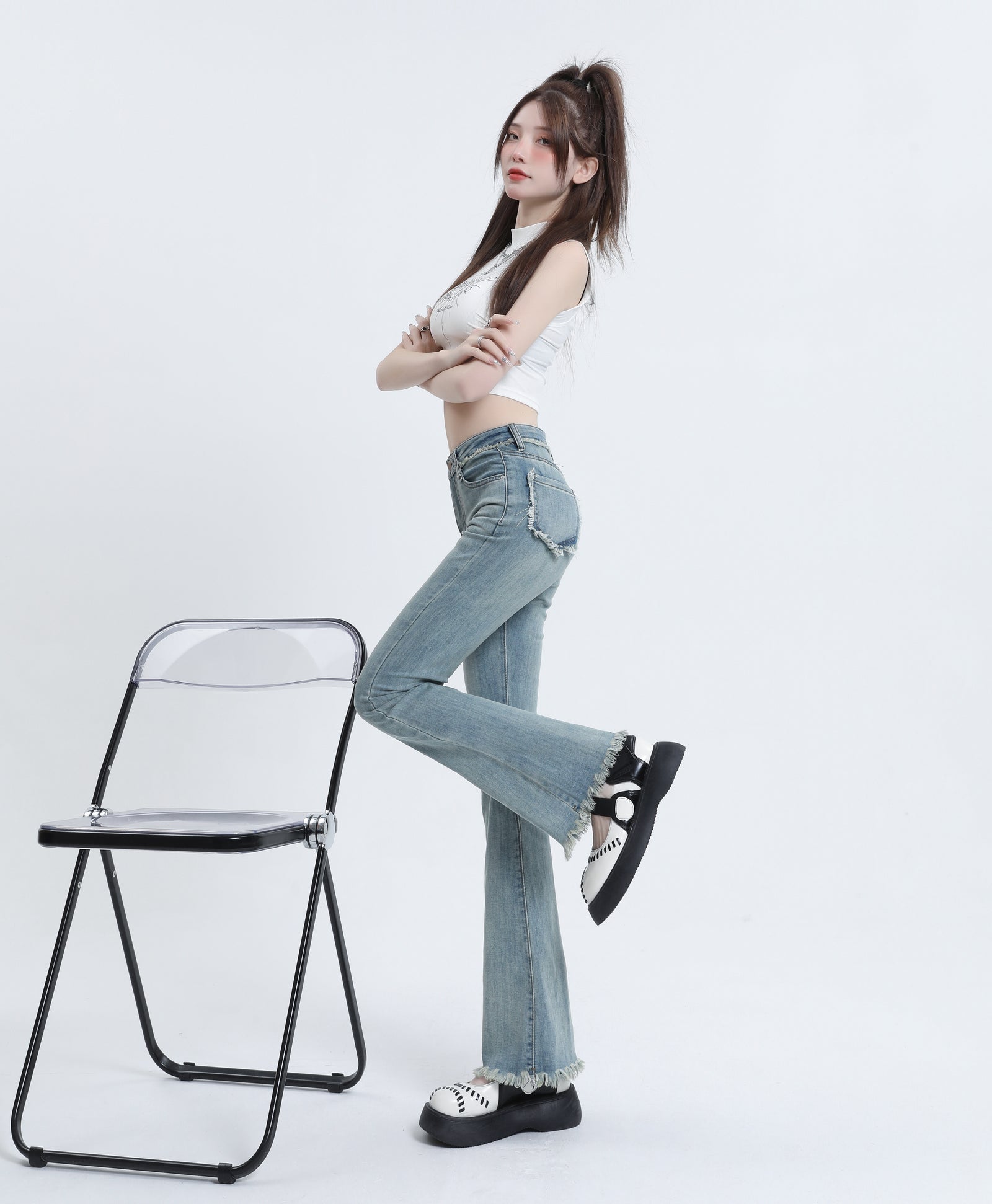 Vintage High-Waisted Frayed Hem Flared Denim Jeans - Masion Chérie