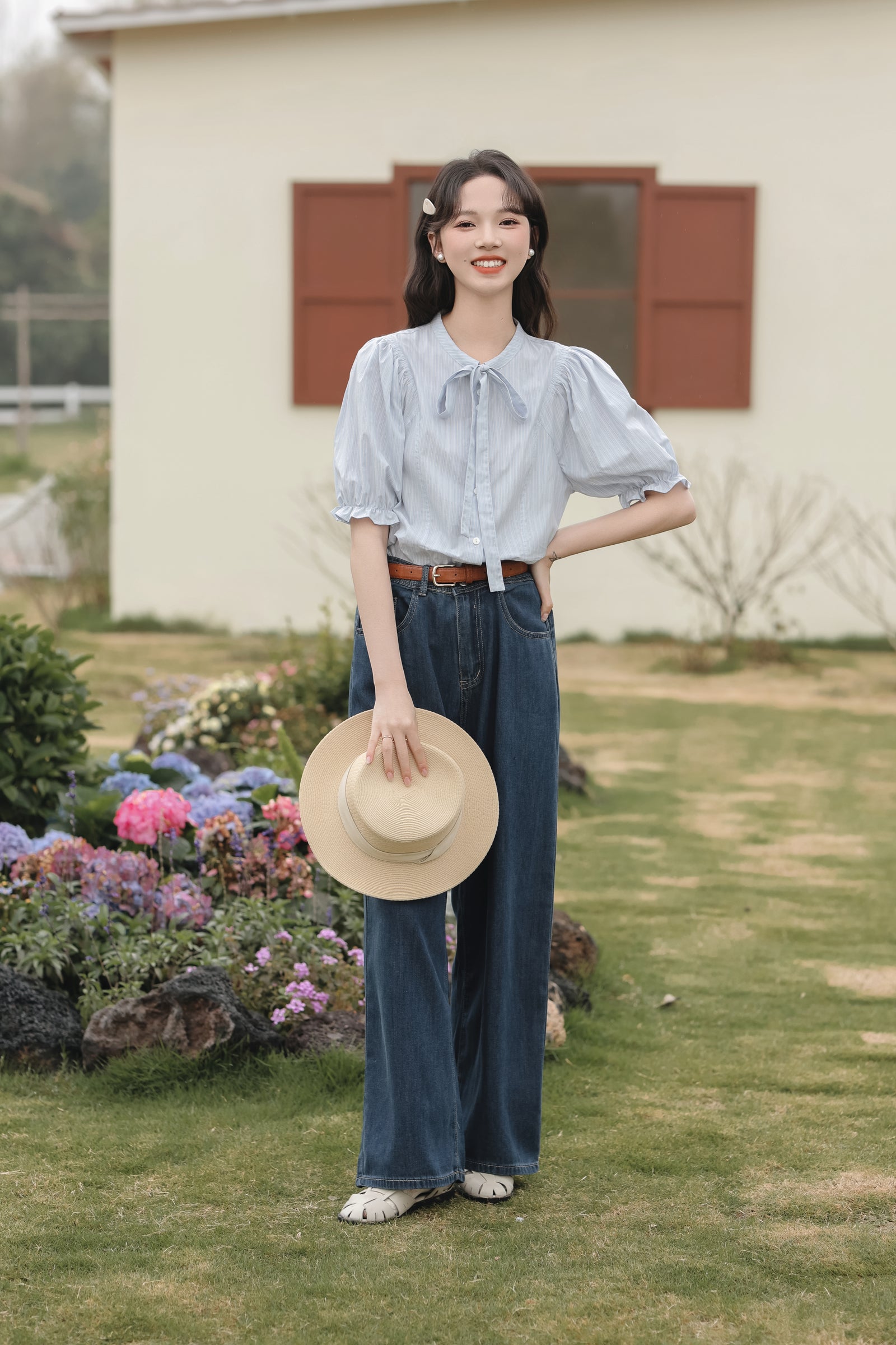 Elegant Striped Bow-Tie Puff Sleeve Blouse - Masion Chérie