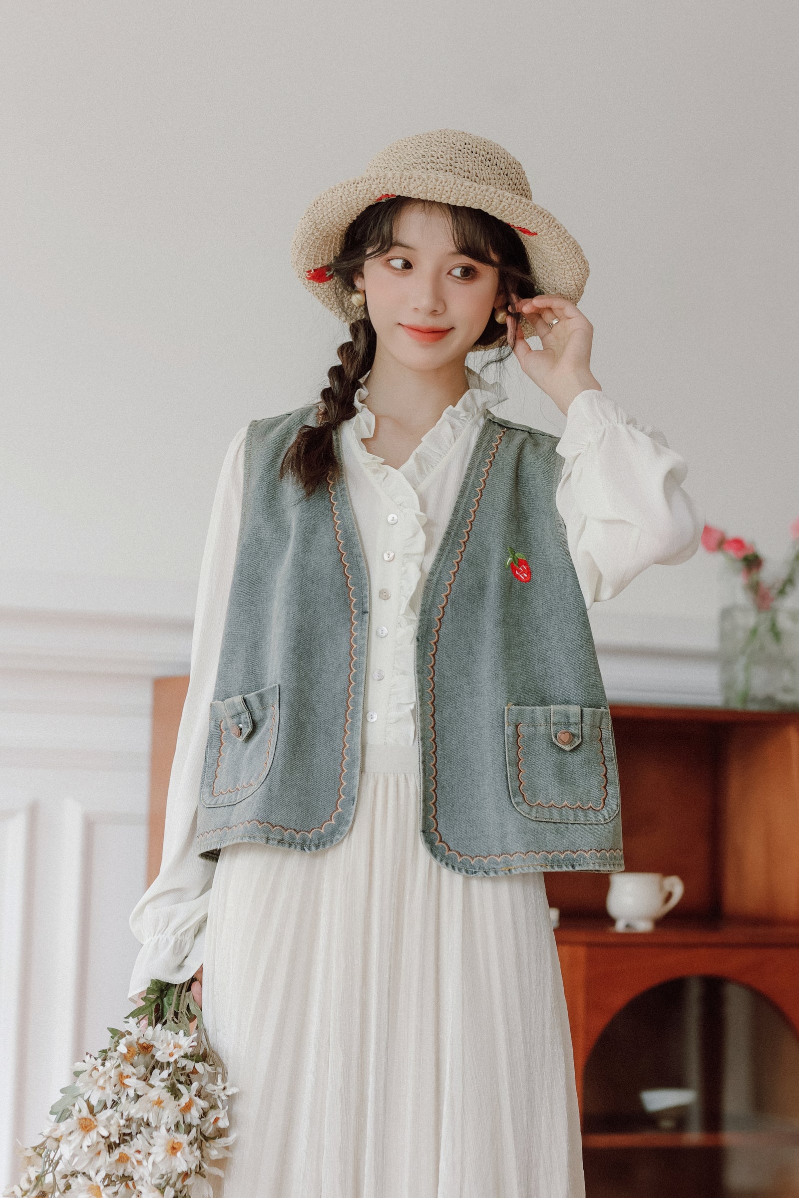 Vintage Blue Embroidered Denim Vest. - Masion Chérie