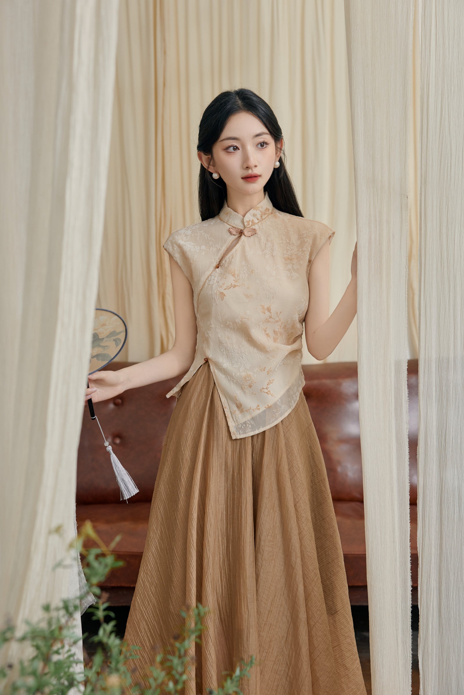 Cheongsam Velvet Top High-Waisted Flared Skirt Two-Piece Set - Masion Chérie