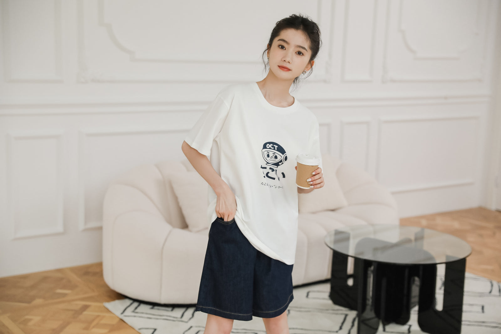 Chic Cartoon Print Graphic Tee - Masion Chérie