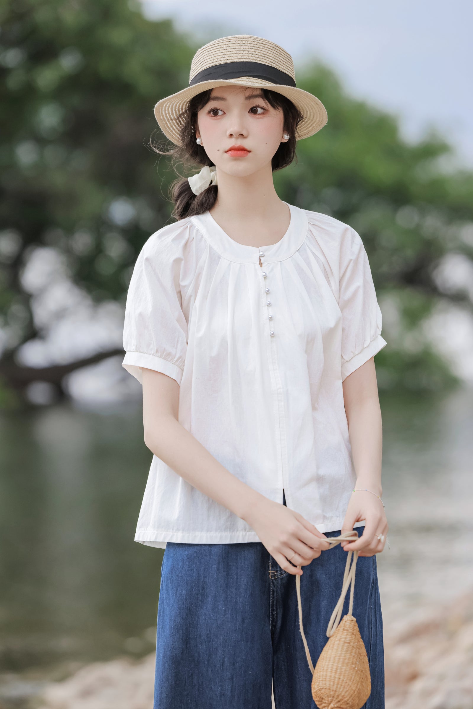 Versatile Short Sleeves Loose-Fit White Blouse - Masion Chérie