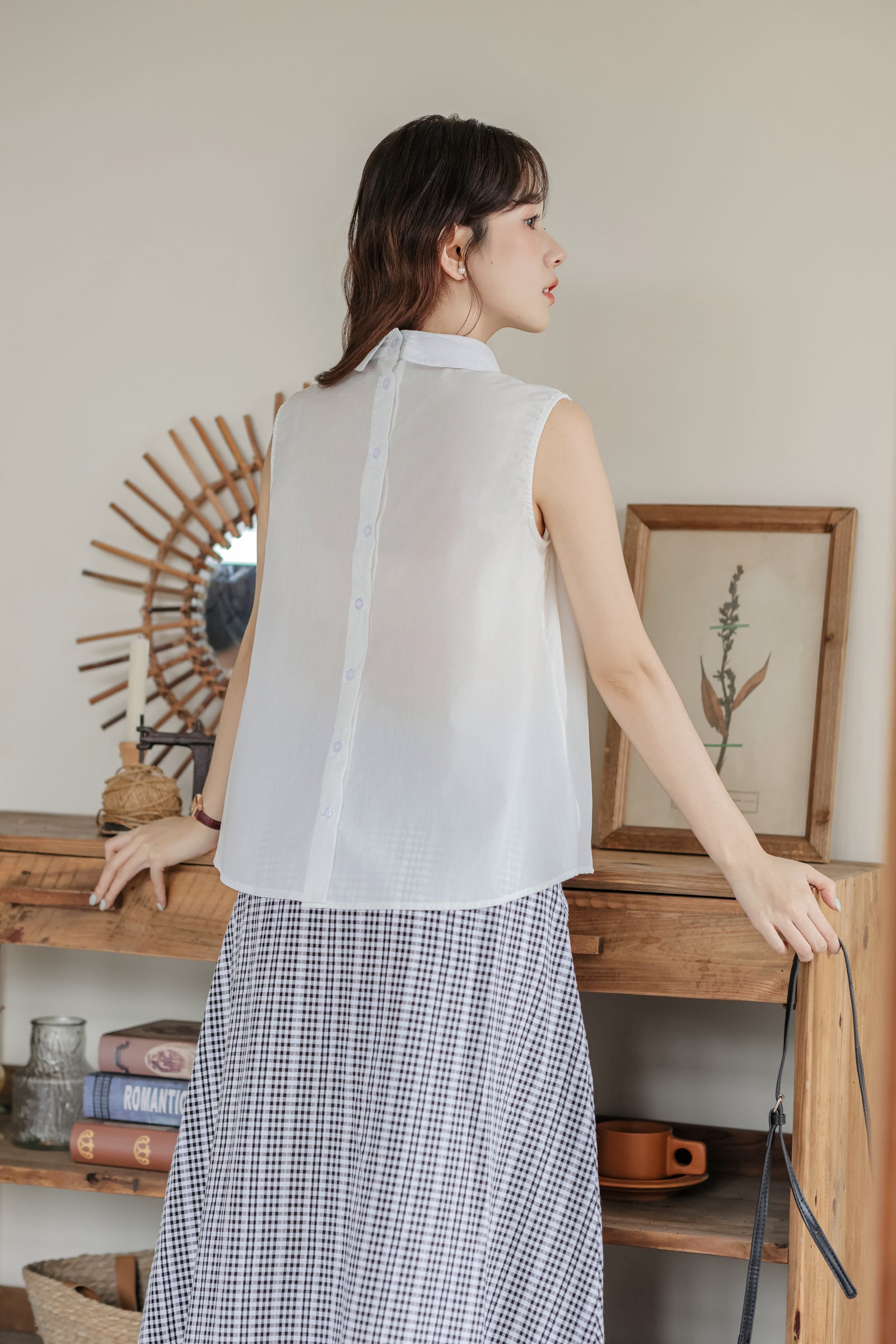 Elegant Sleeveless Pullover White Blouse - Masion Chérie