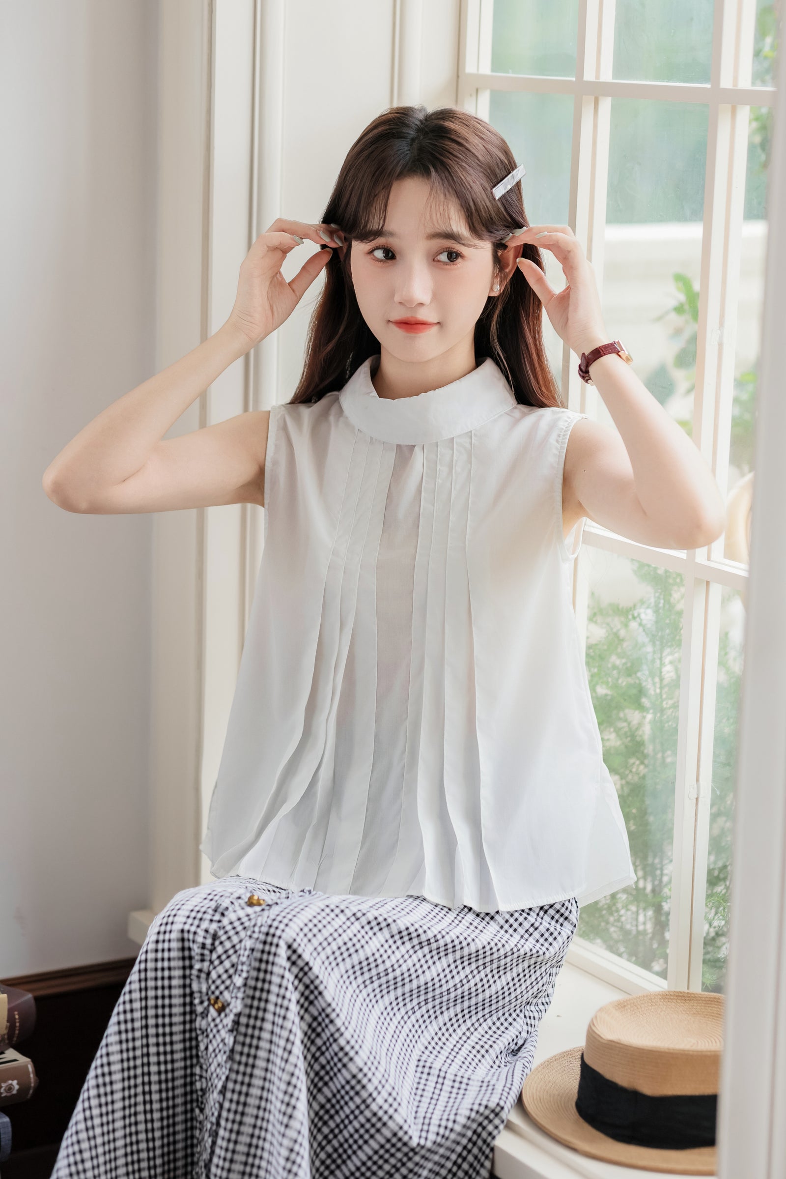 Elegant Sleeveless Pullover White Blouse - Masion Chérie