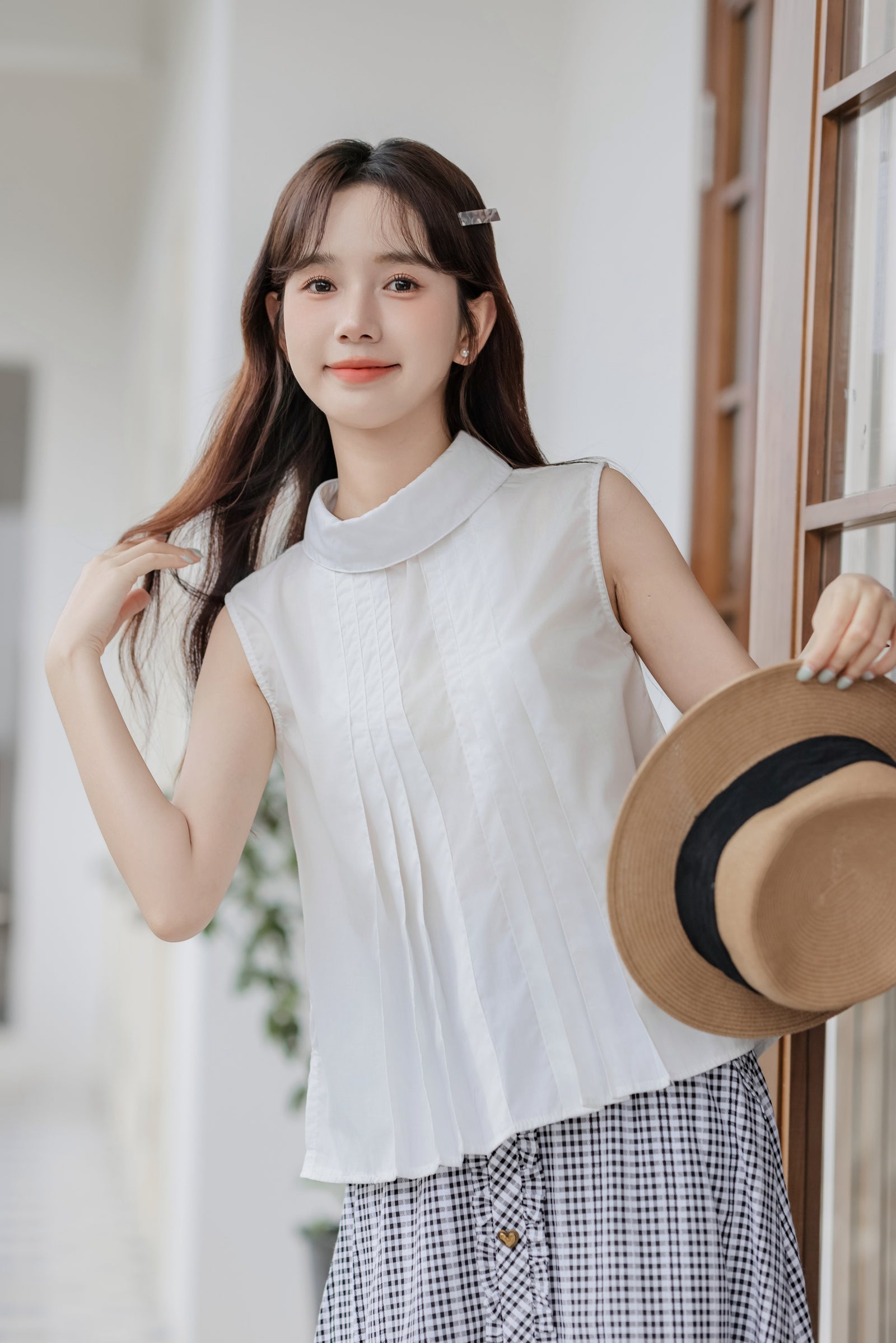 Elegant Sleeveless Pullover White Blouse - Masion Chérie