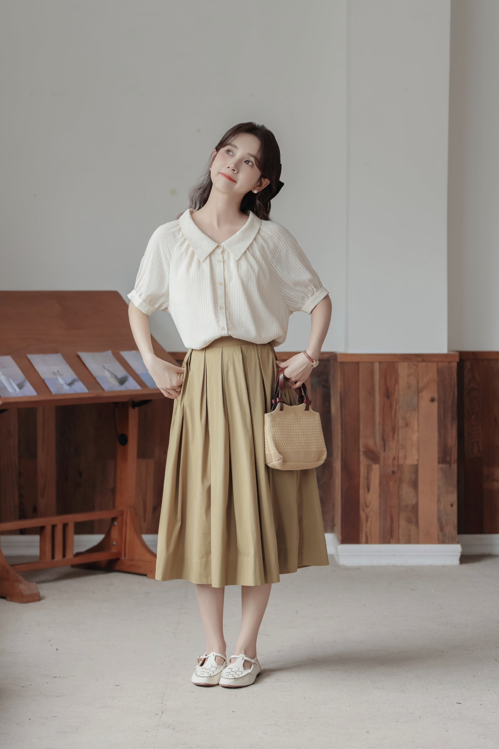 Classic Ivory Button-Down Short Sleeve Blouse - Masion Chérie