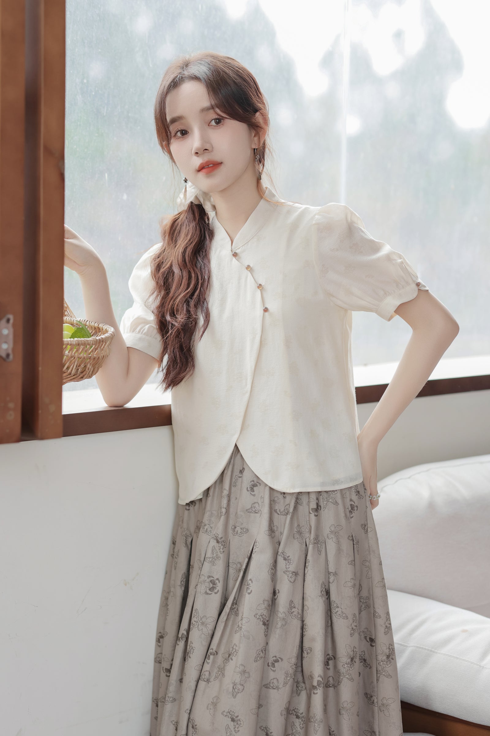 Vintage Ivory Puff Sleeve Cheongsam Blouse - Masion Chérie