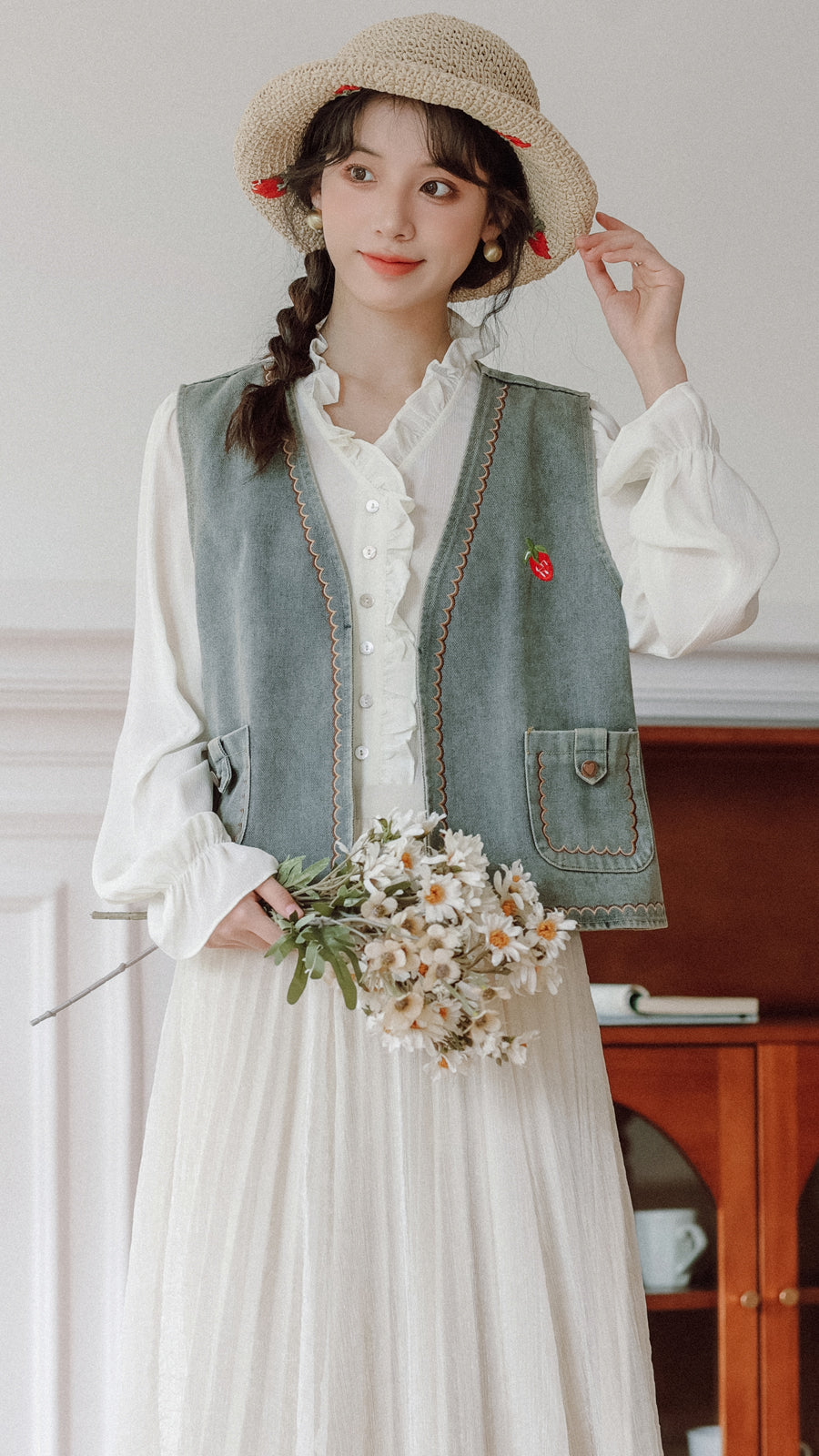 Vintage Blue Embroidered Denim Vest. - Masion Chérie