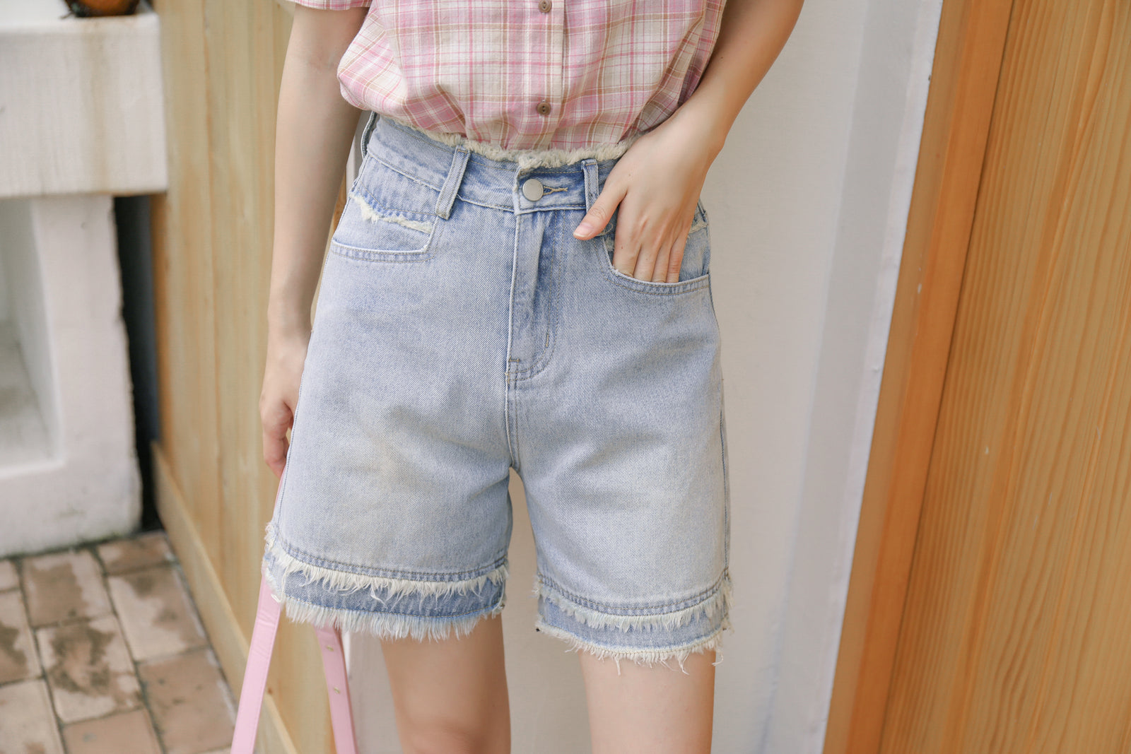 High-Waisted Frayed Hem Denim Shorts - Masion Chérie