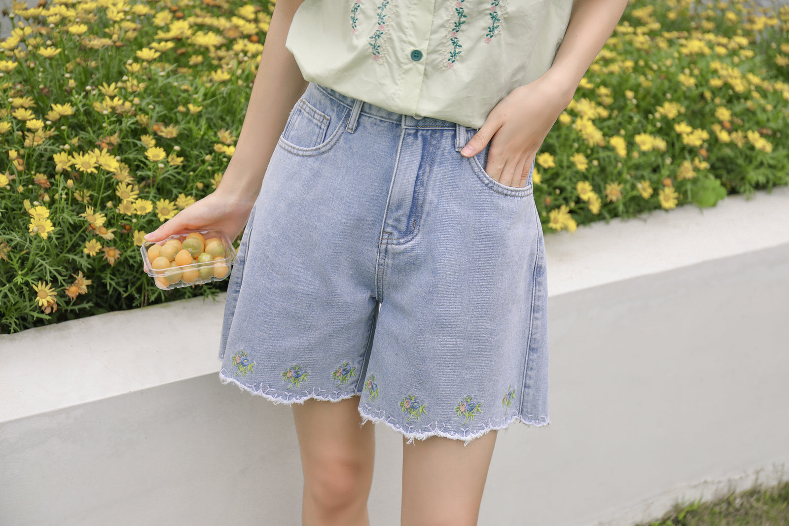 Floral Embroidered High-Waist Denim Shorts - Masion Chérie