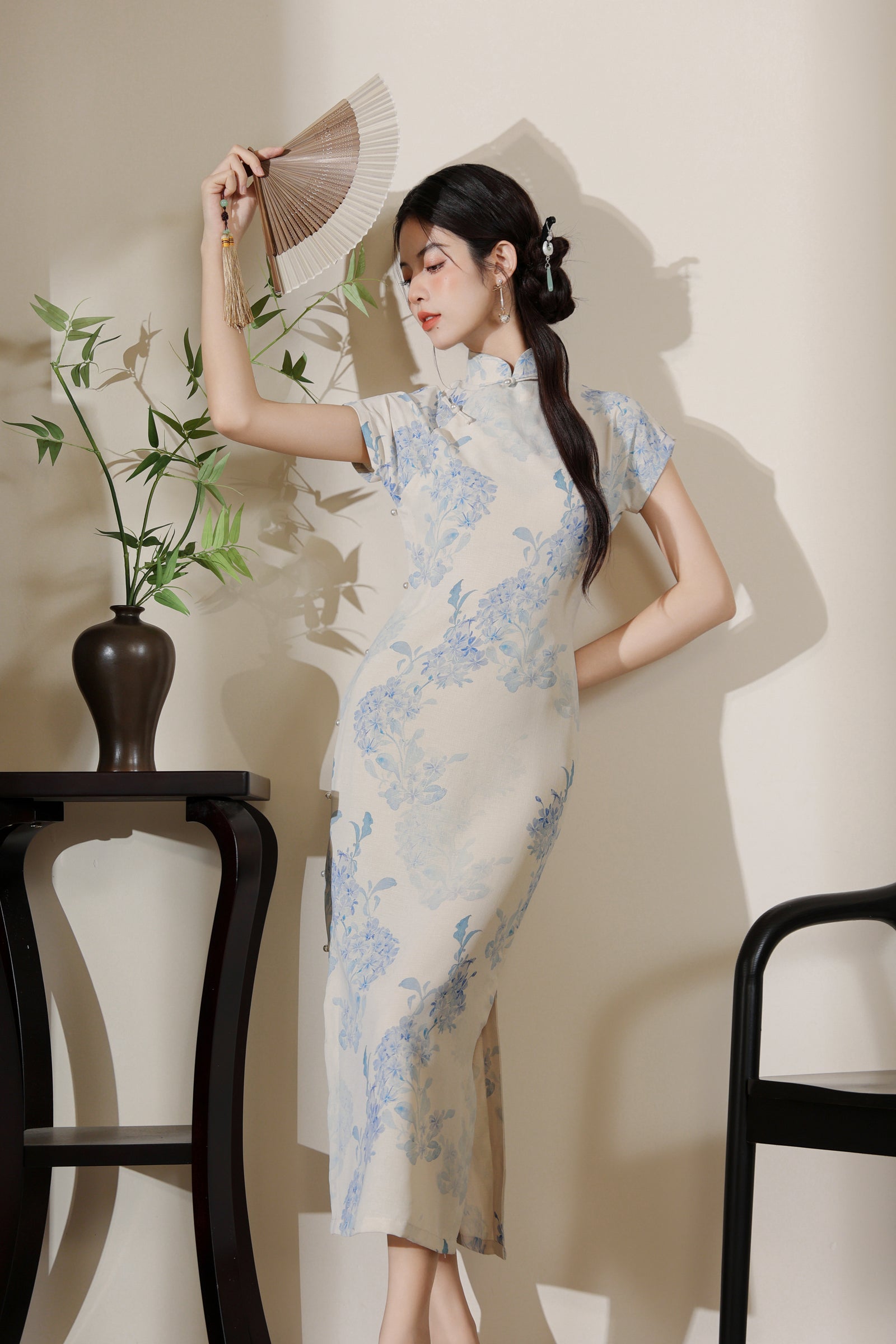 Vintage Floral Embroidered Light Blue Cheongsam Dress