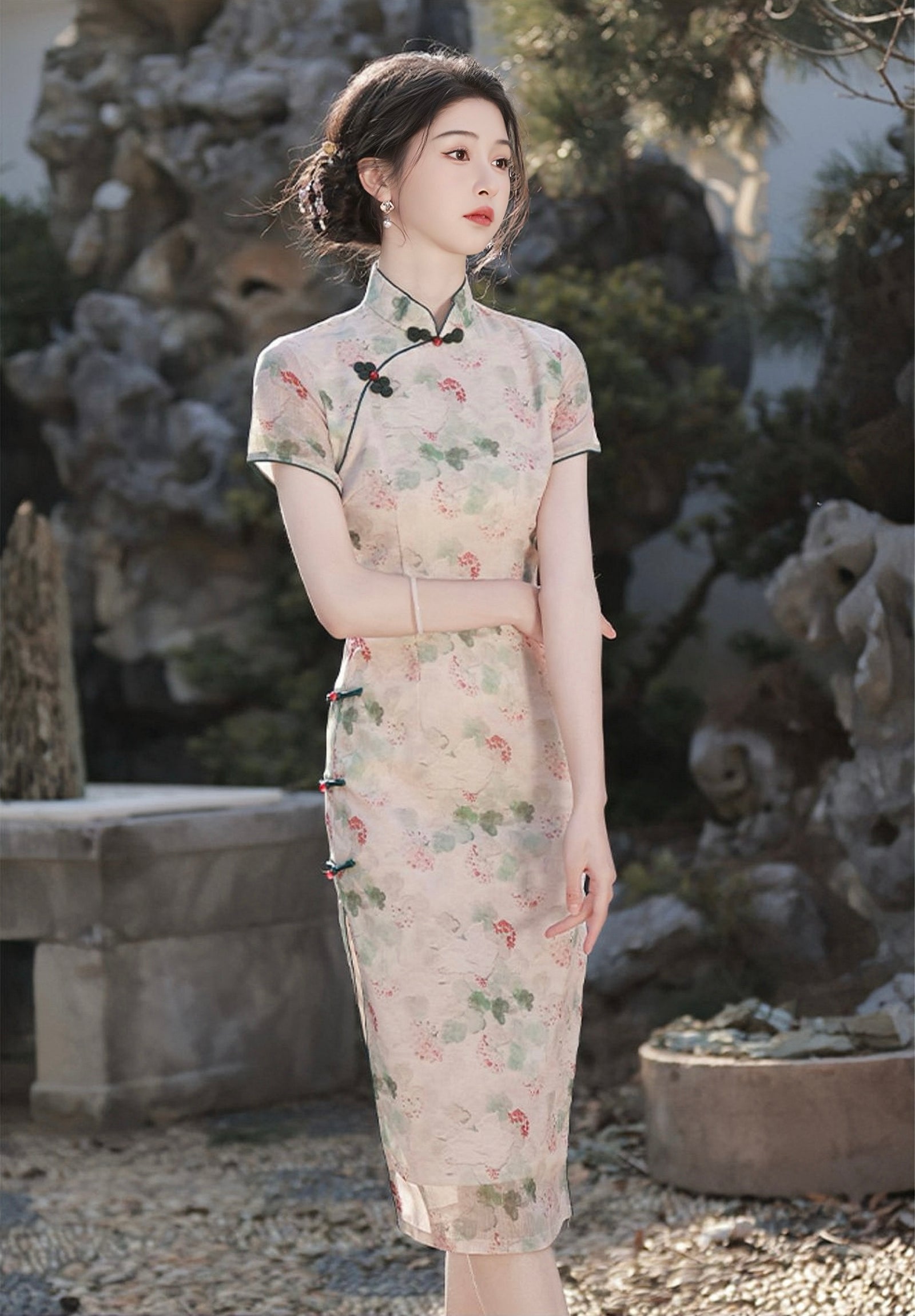 Vintage Watercolor Floral Cream Cheongsam Dress - Masion Chérie