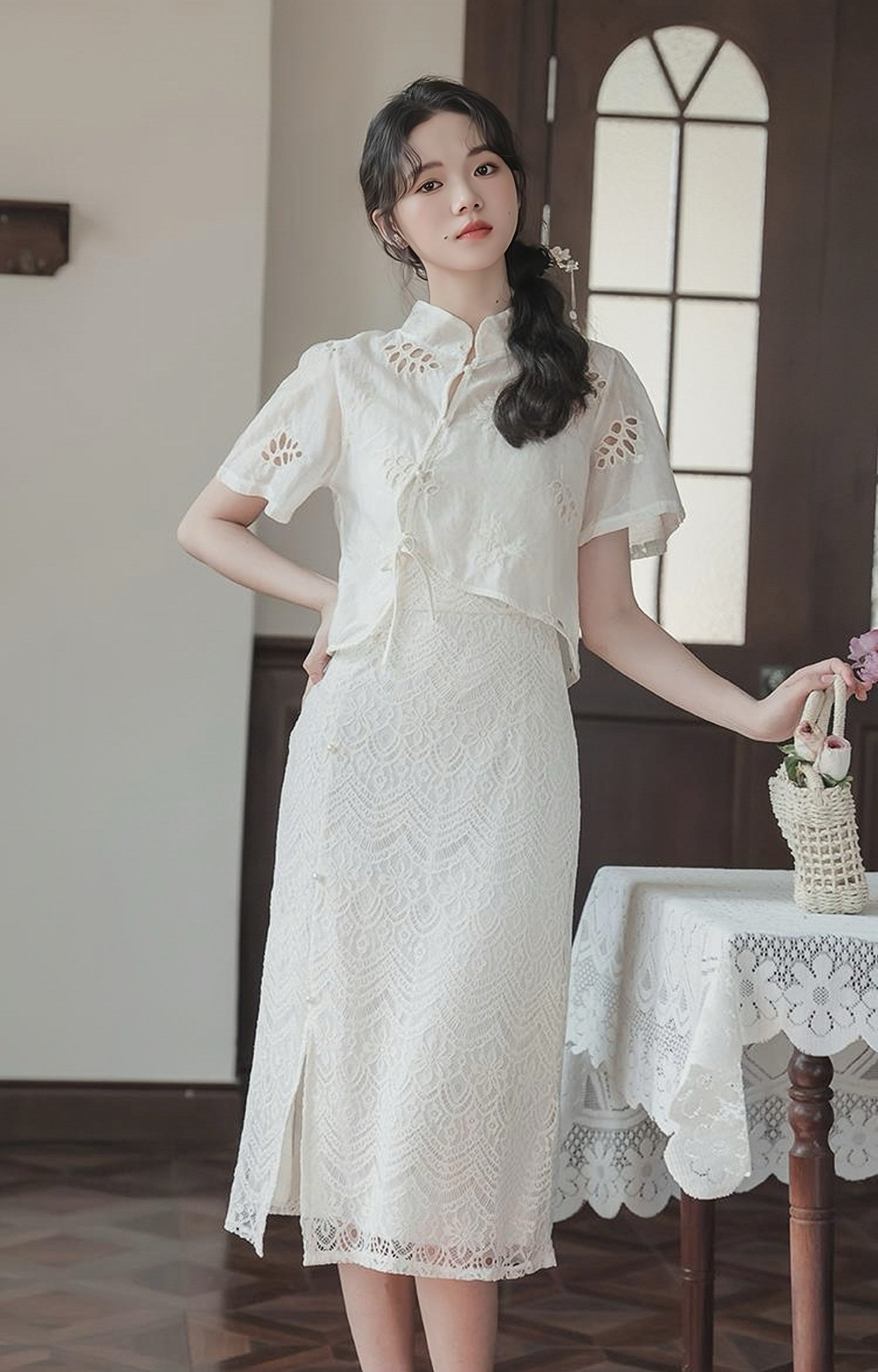 Vintage White Embroidered Lace Cheongsam Midi Dress Set - Masion Chérie