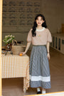 Vintage Gingham A-Line Midi Skirt with Lace Trim - Masion Chérie