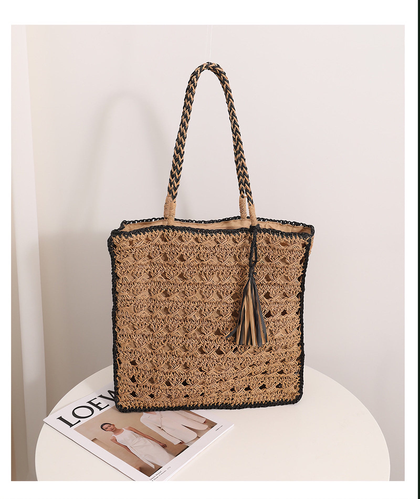 Square Tassel Hollow Handmade Straw Woven Bag - Masion Chérie