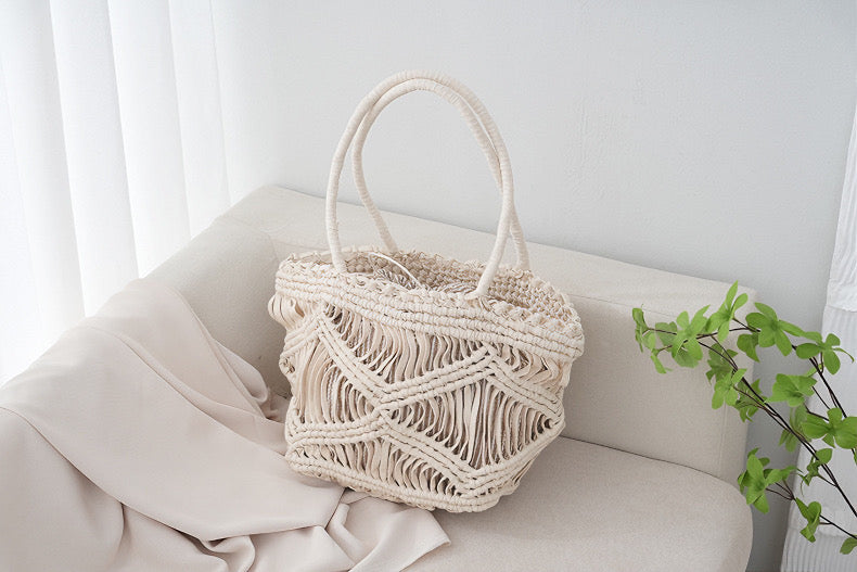 White Hollow Out Woven Shoulder Bag Versatile Commuter Bag - Masion Chérie