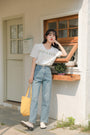 Vintage High-Waisted Light Blue Straight-Leg Jeans - Masion Chérie