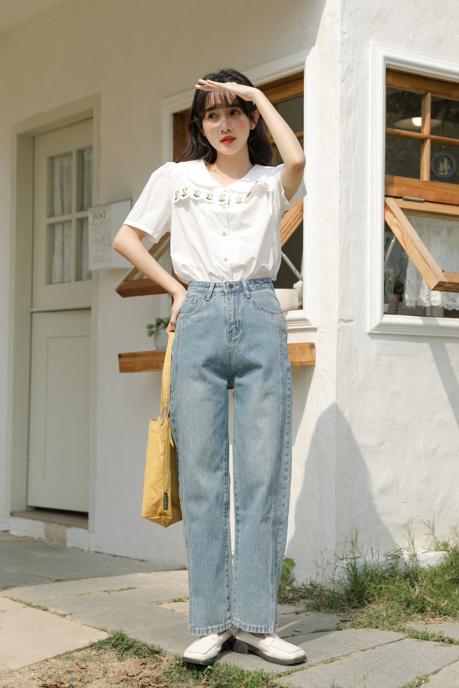 Vintage High-Waisted Light Blue Straight-Leg Jeans - Masion Chérie