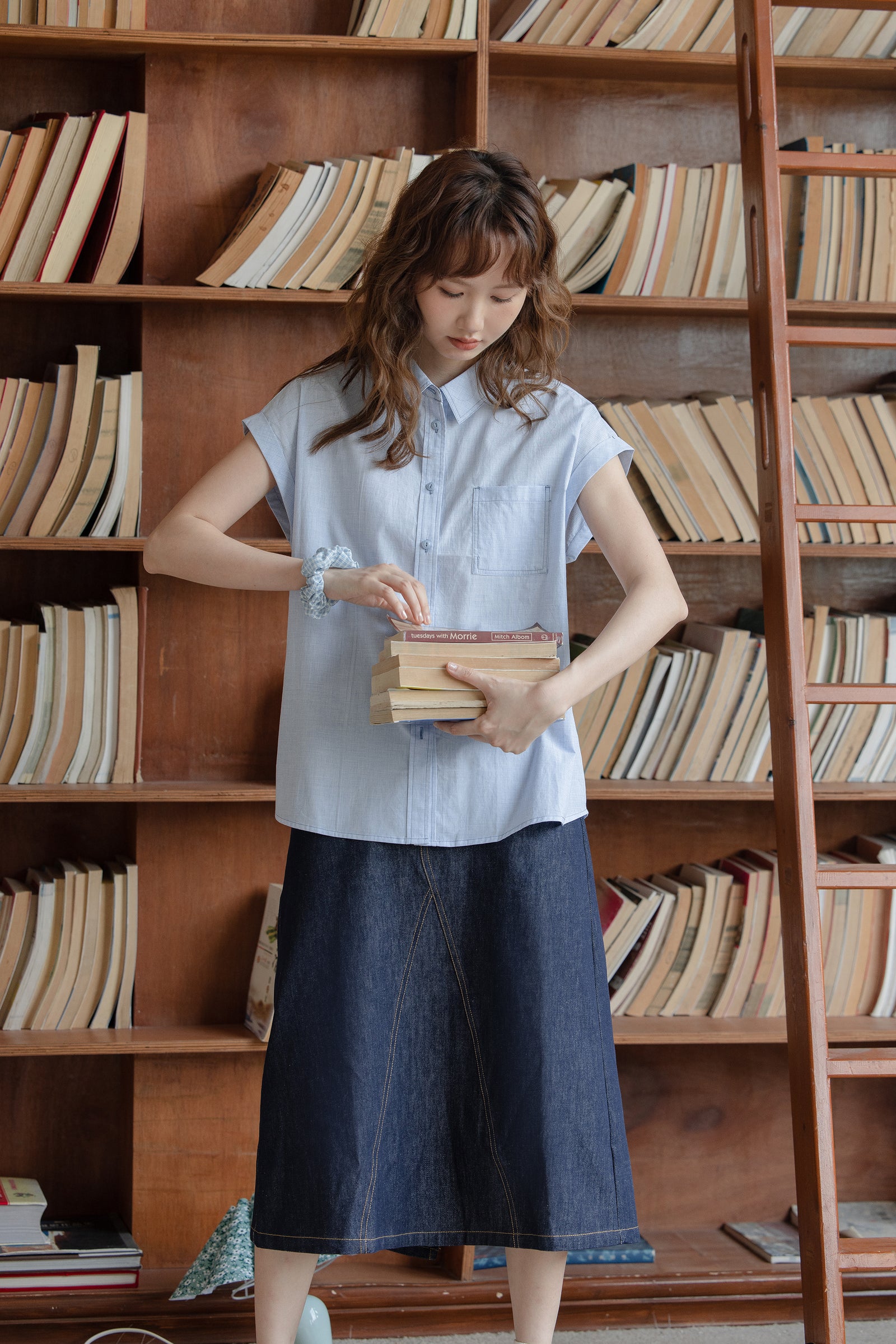 Light Blue Short-Sleeve Button-Down Blouse - Masion Chérie