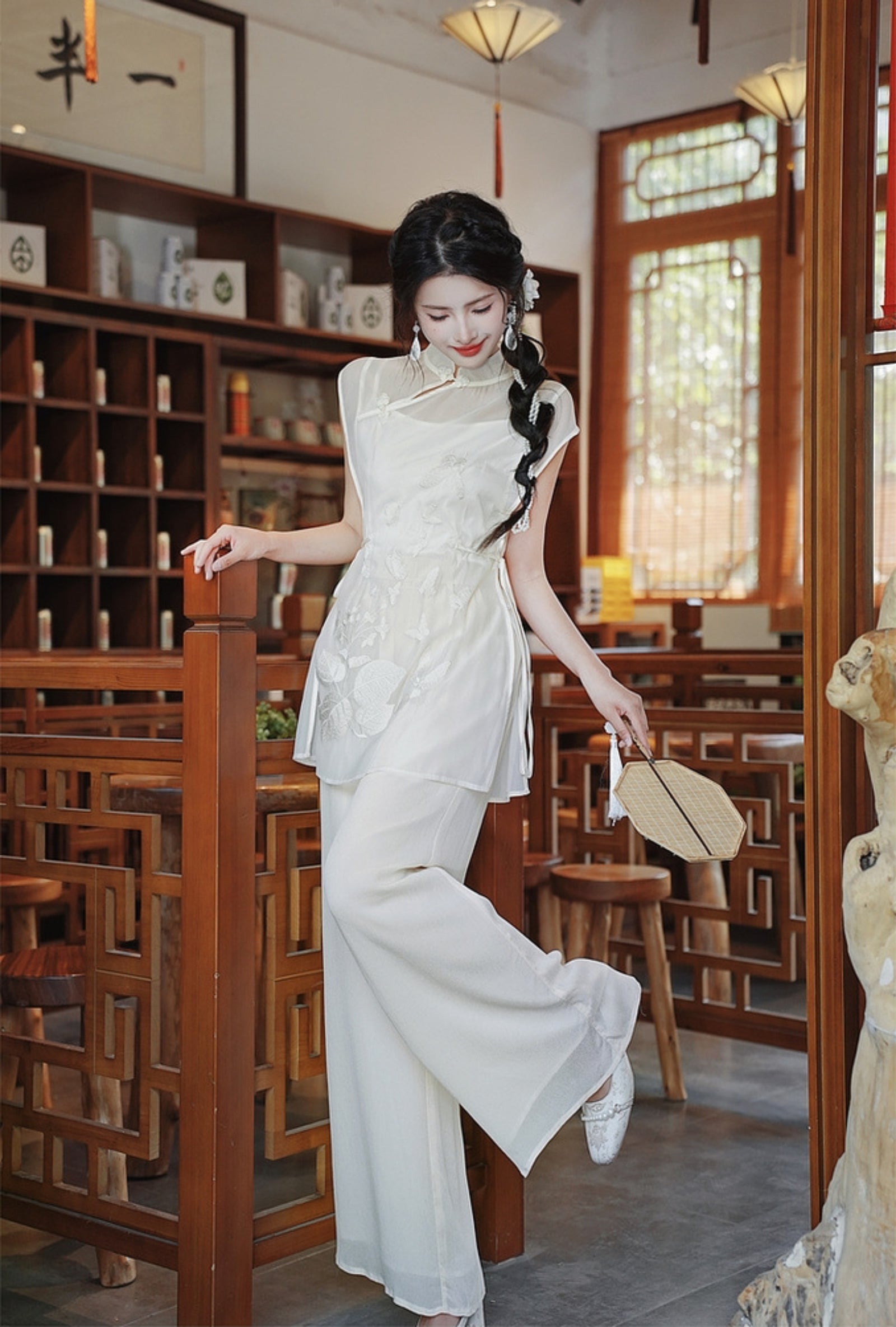 Elegant Ivory Floral Embroidered Cheongsam Three Piece Set