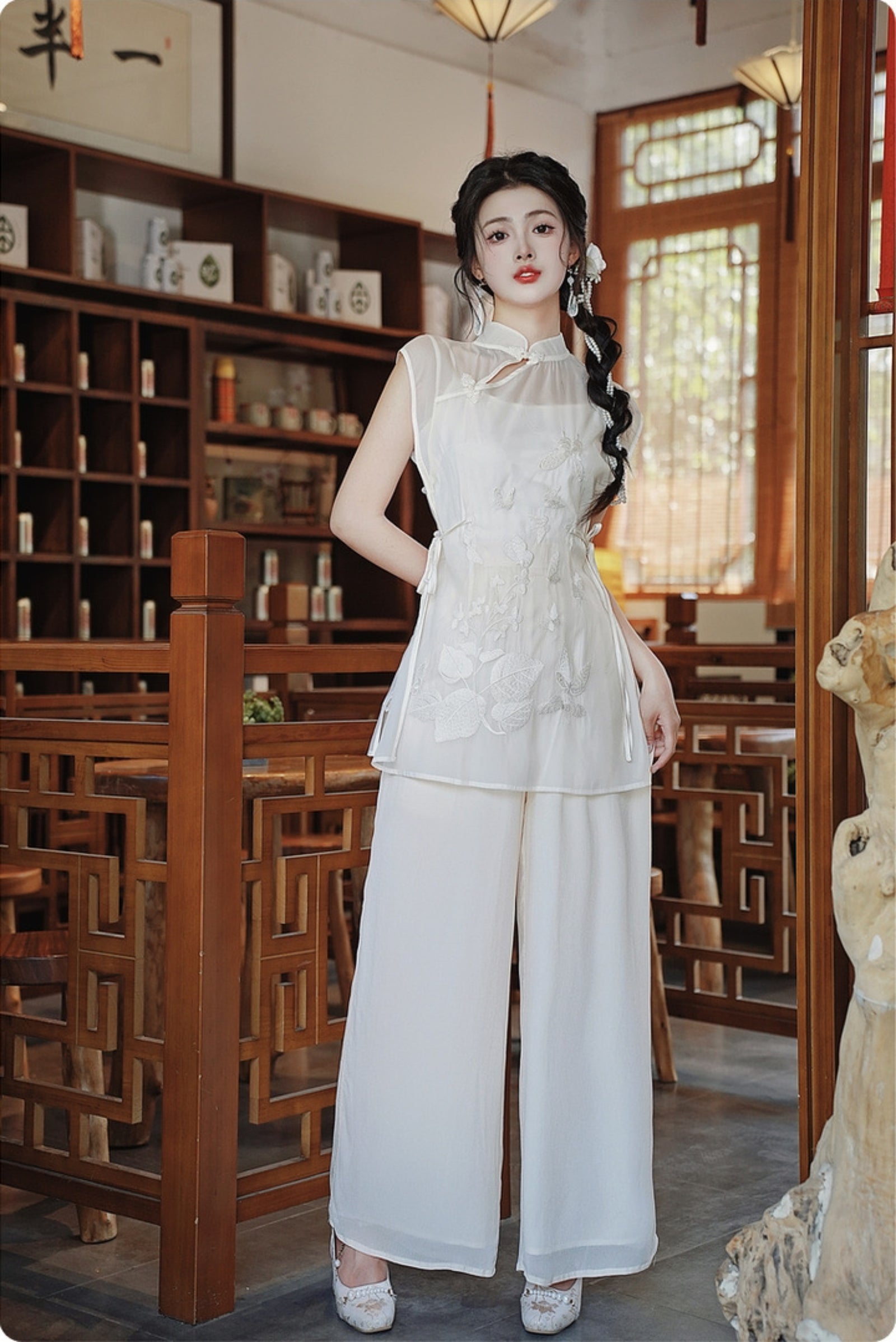 Elegant Ivory Floral Embroidered Cheongsam Three Piece Set