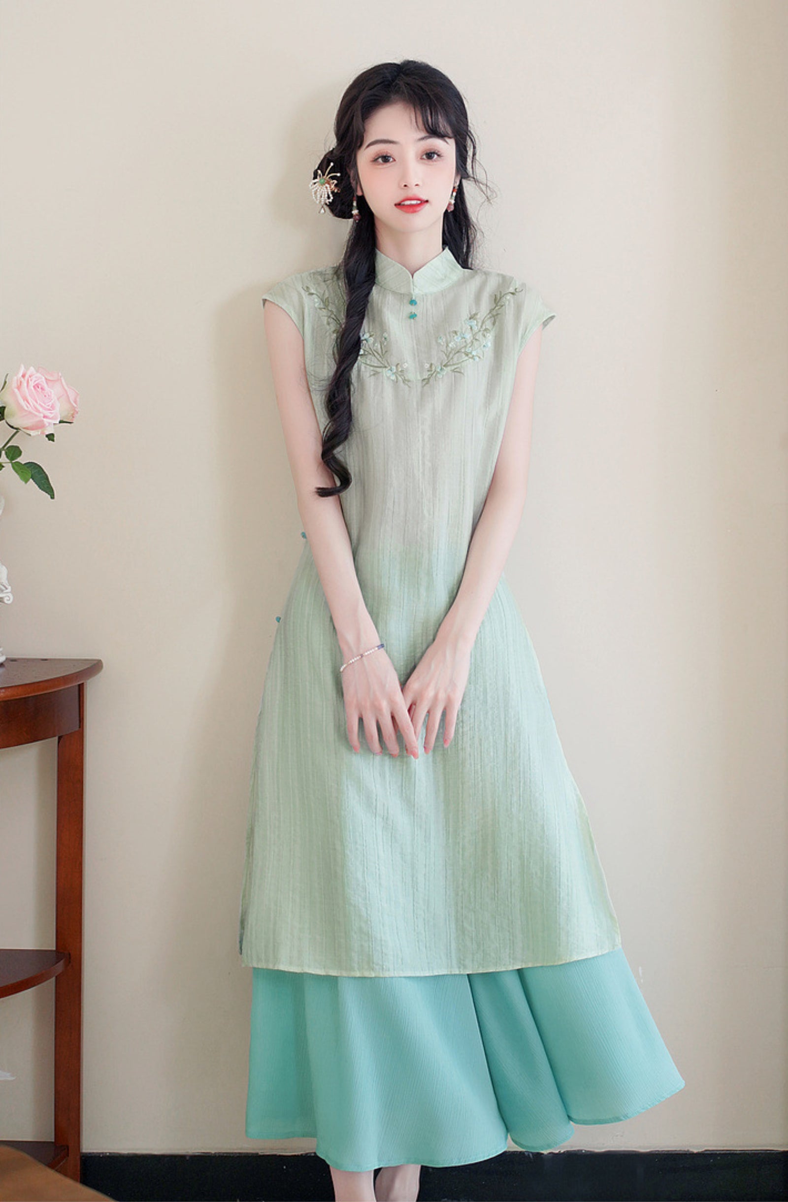 Floral Embroidered Mint Green Cheongsam Two-Piece Set