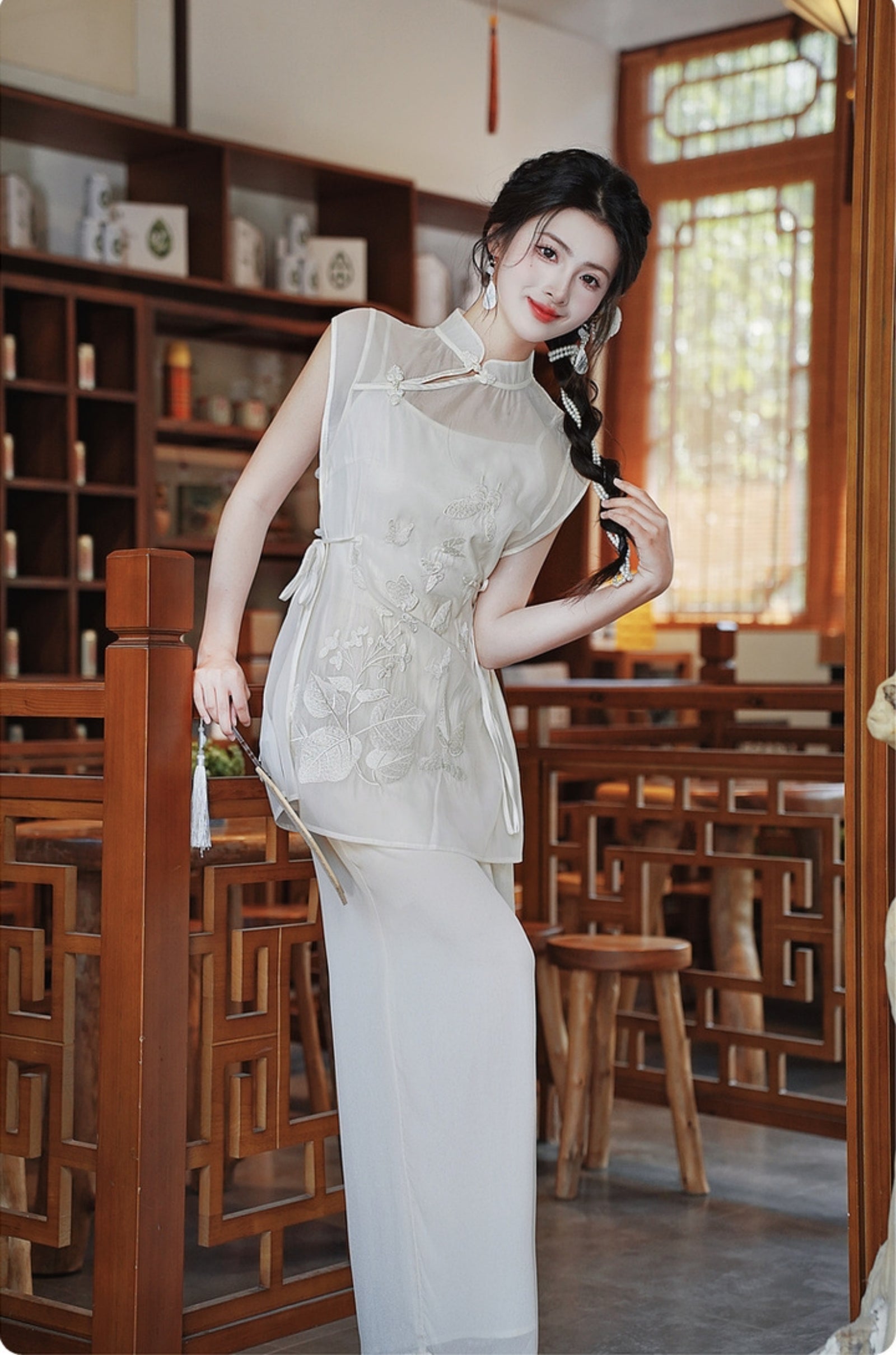 Elegant Ivory Floral Embroidered Cheongsam Three Piece Set