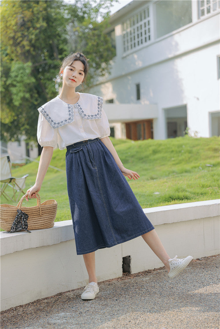 White Embroidered Peter Pan Collar Button-Down Blouse - Masion Chérie