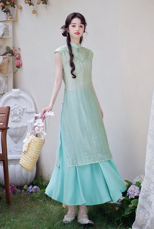 Floral Embroidered Mint Green Cheongsam Two-Piece Set