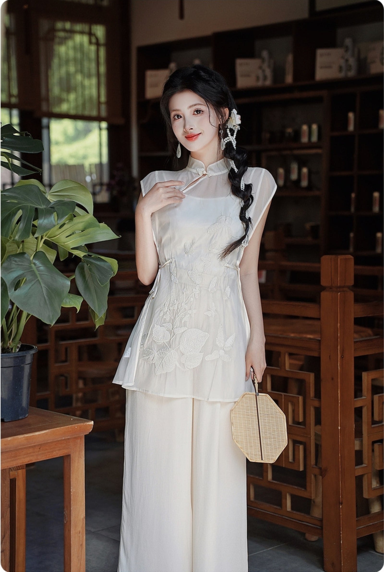 Elegant Ivory Floral Embroidered Cheongsam Three Piece Set