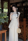 Elegant Ivory Floral Embroidered Cheongsam Three Piece Set