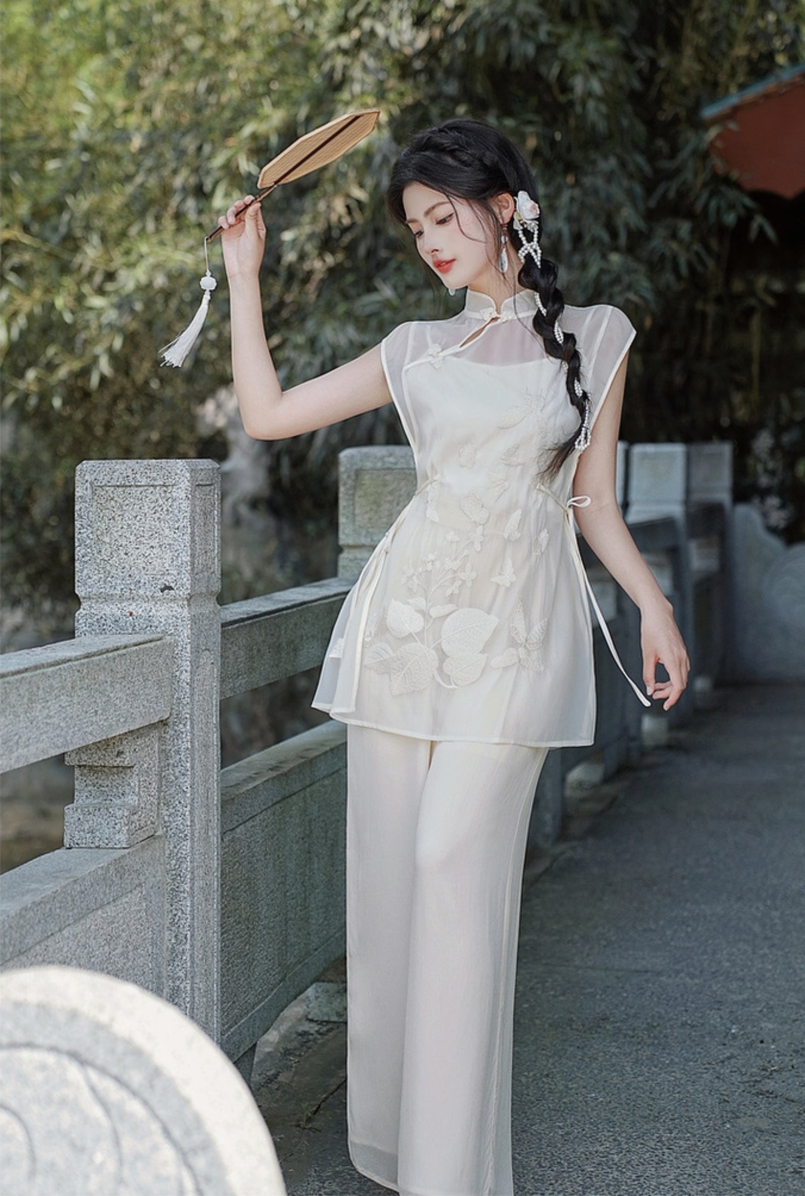 Elegant Ivory Floral Embroidered Cheongsam Three Piece Set