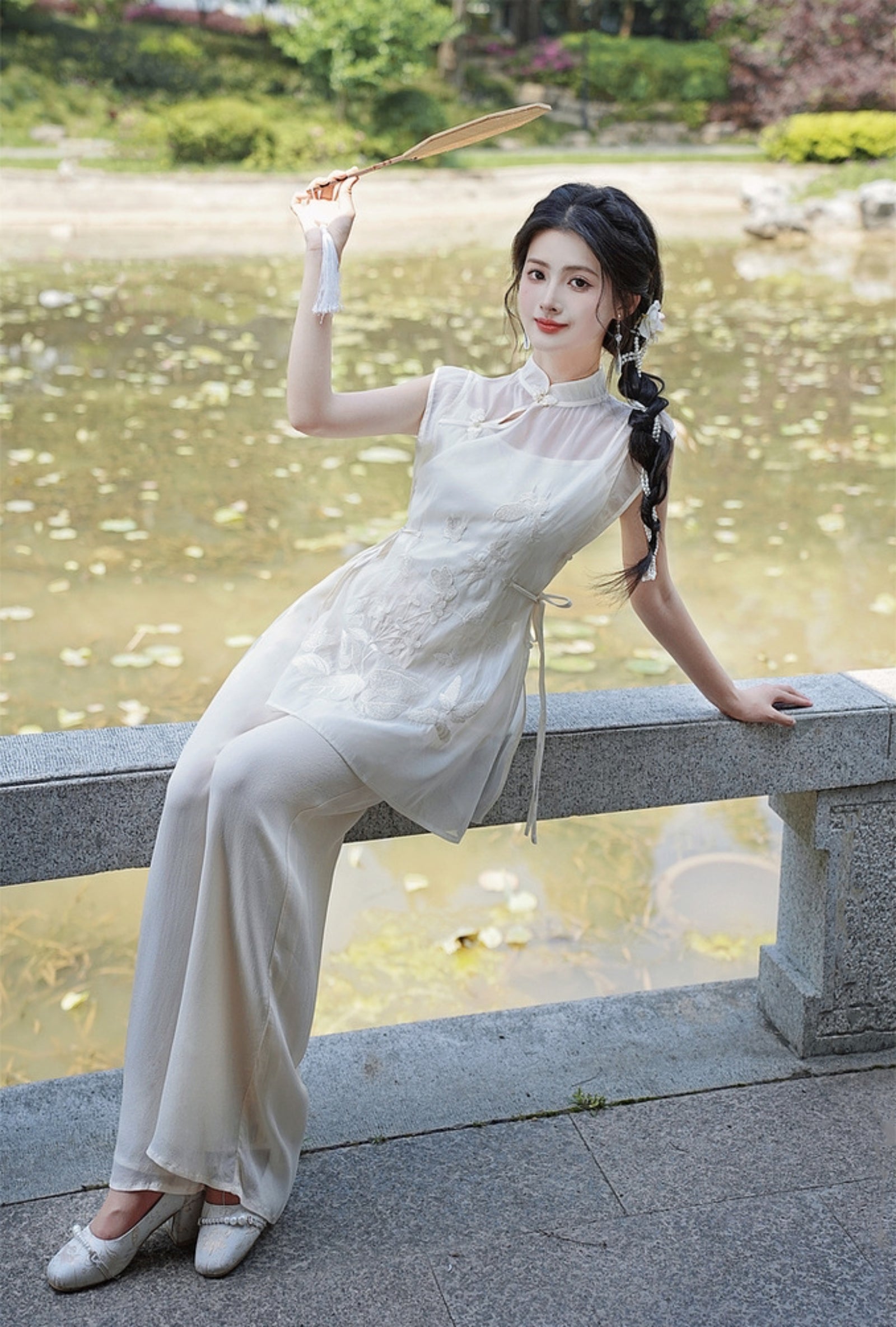 Elegant Ivory Floral Embroidered Cheongsam Three Piece Set