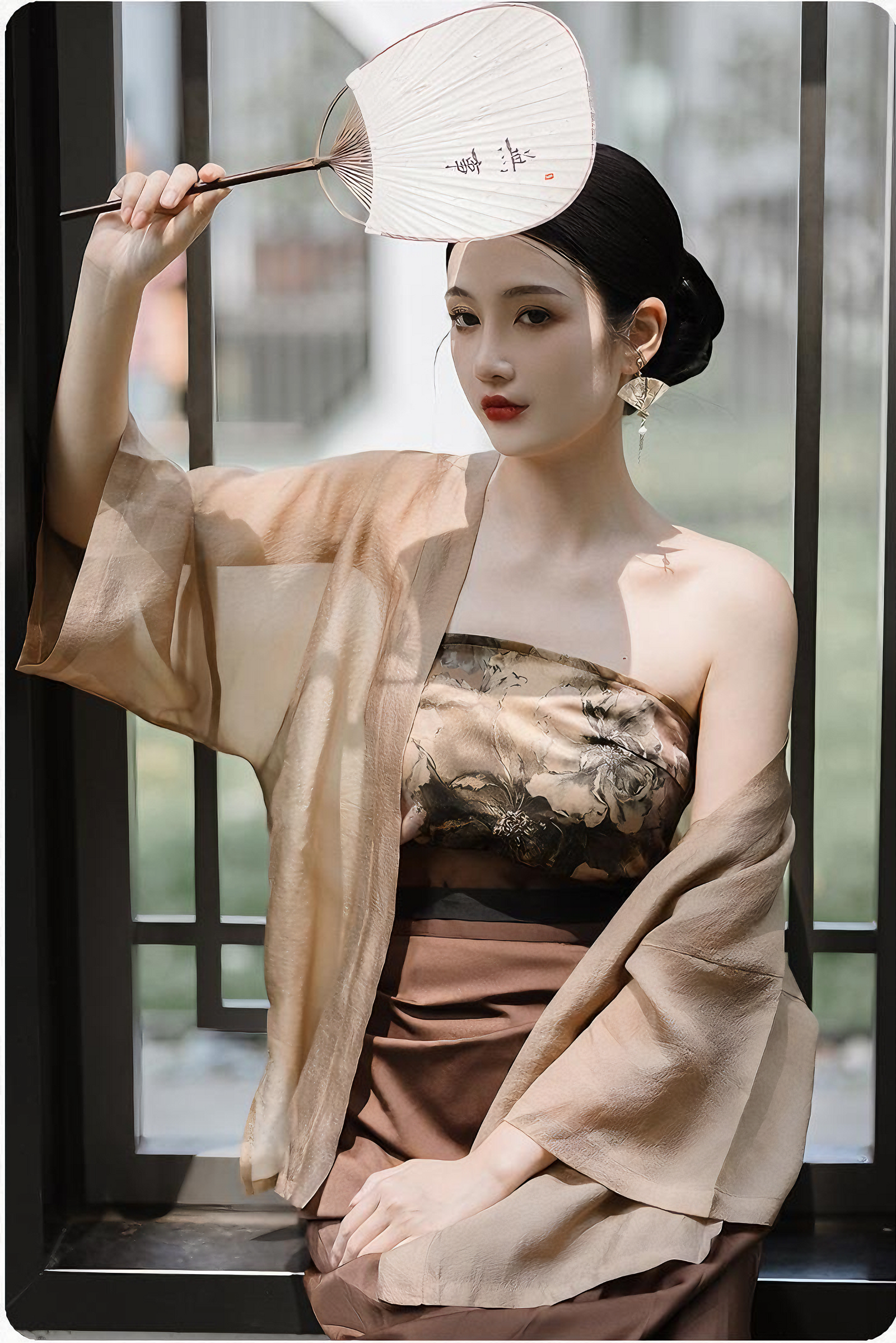 Song Dynasty Inspired Vintage Elegant Strapless Floral Top with Draped Brown Skirt Set - Masion Chérie