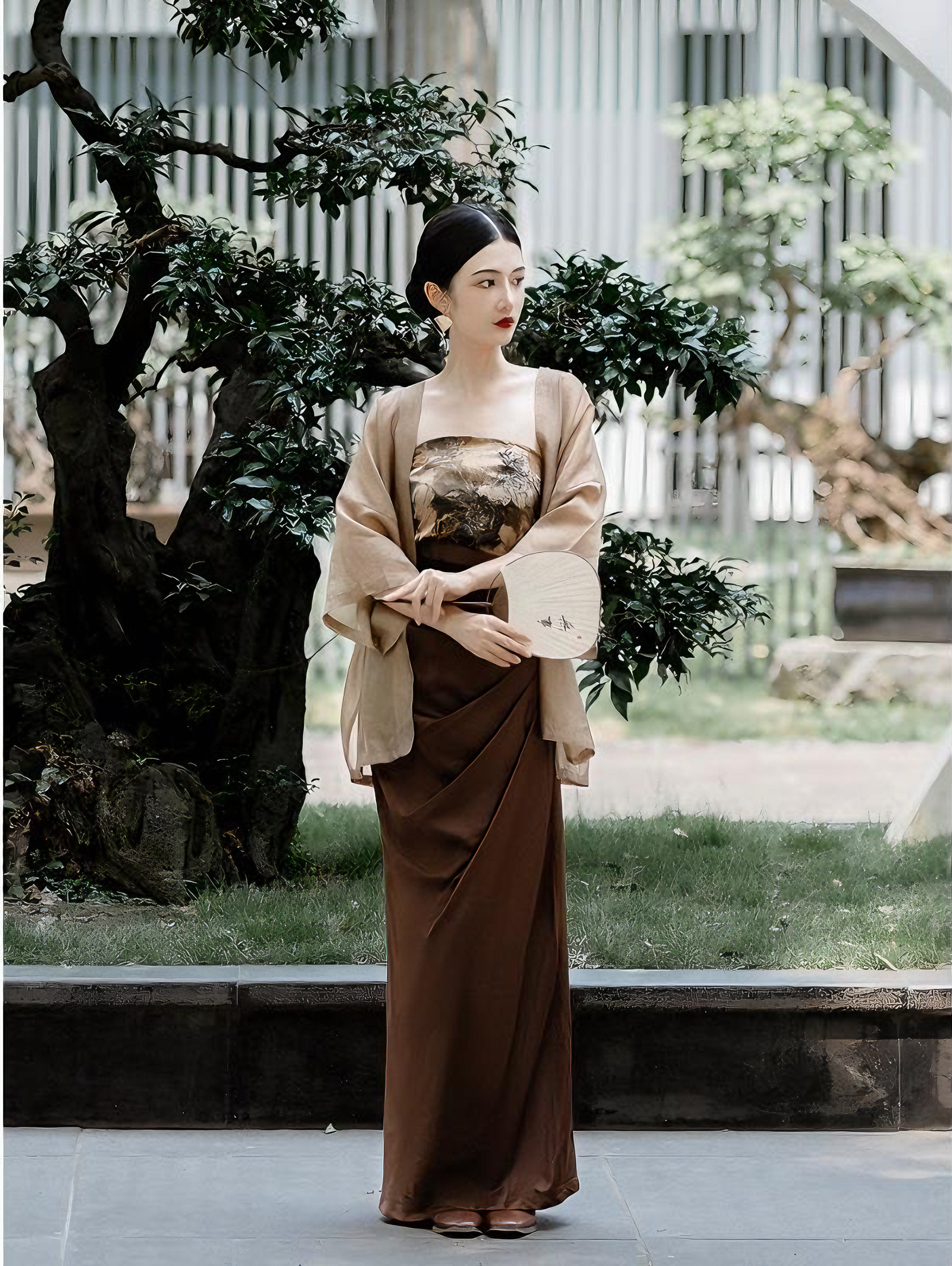 Song Dynasty Inspired Vintage Elegant Strapless Floral Top with Draped Brown Skirt Set - Masion Chérie