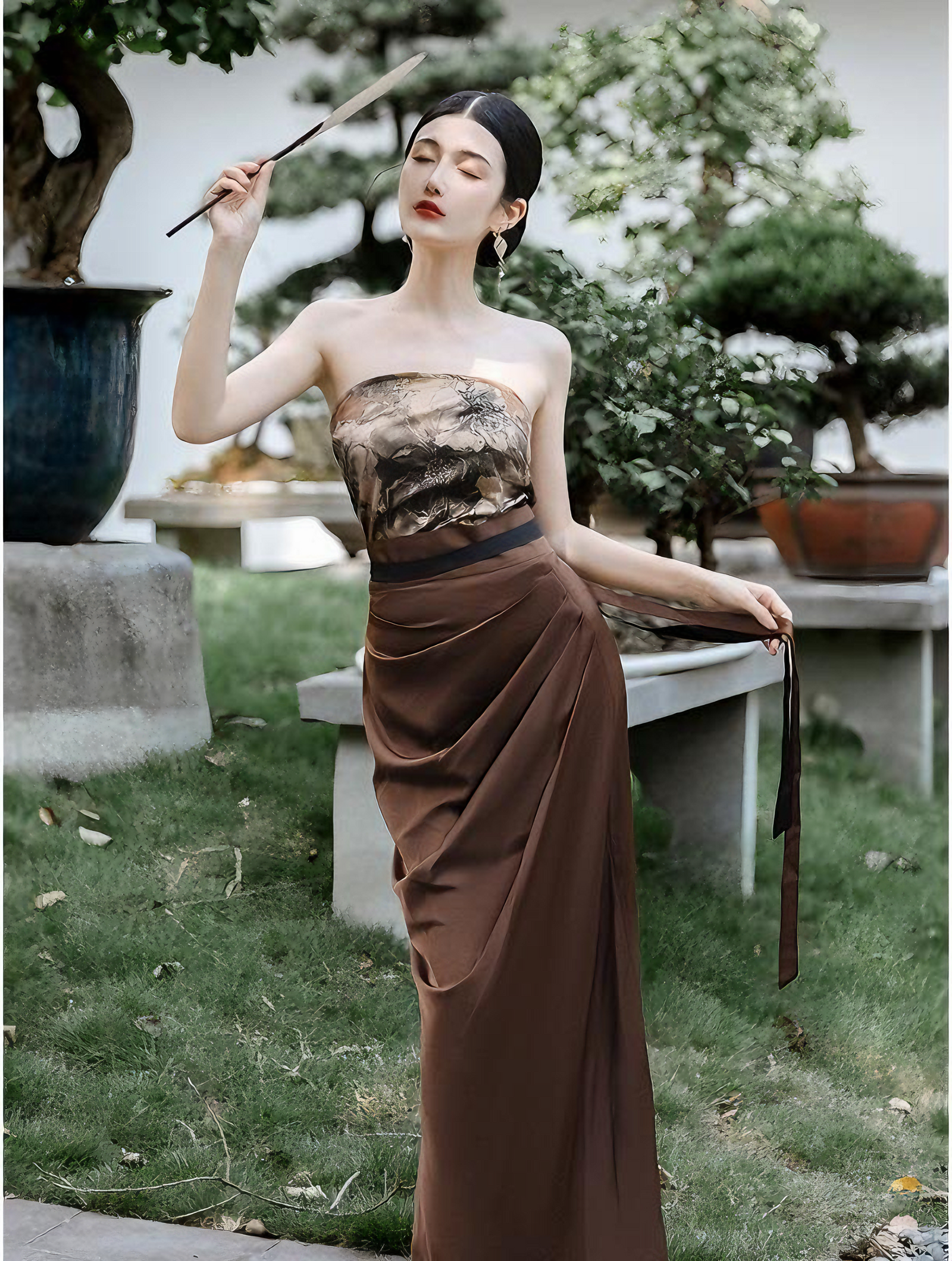 Song Dynasty Inspired Vintage Elegant Strapless Floral Top with Draped Brown Skirt Set - Masion Chérie