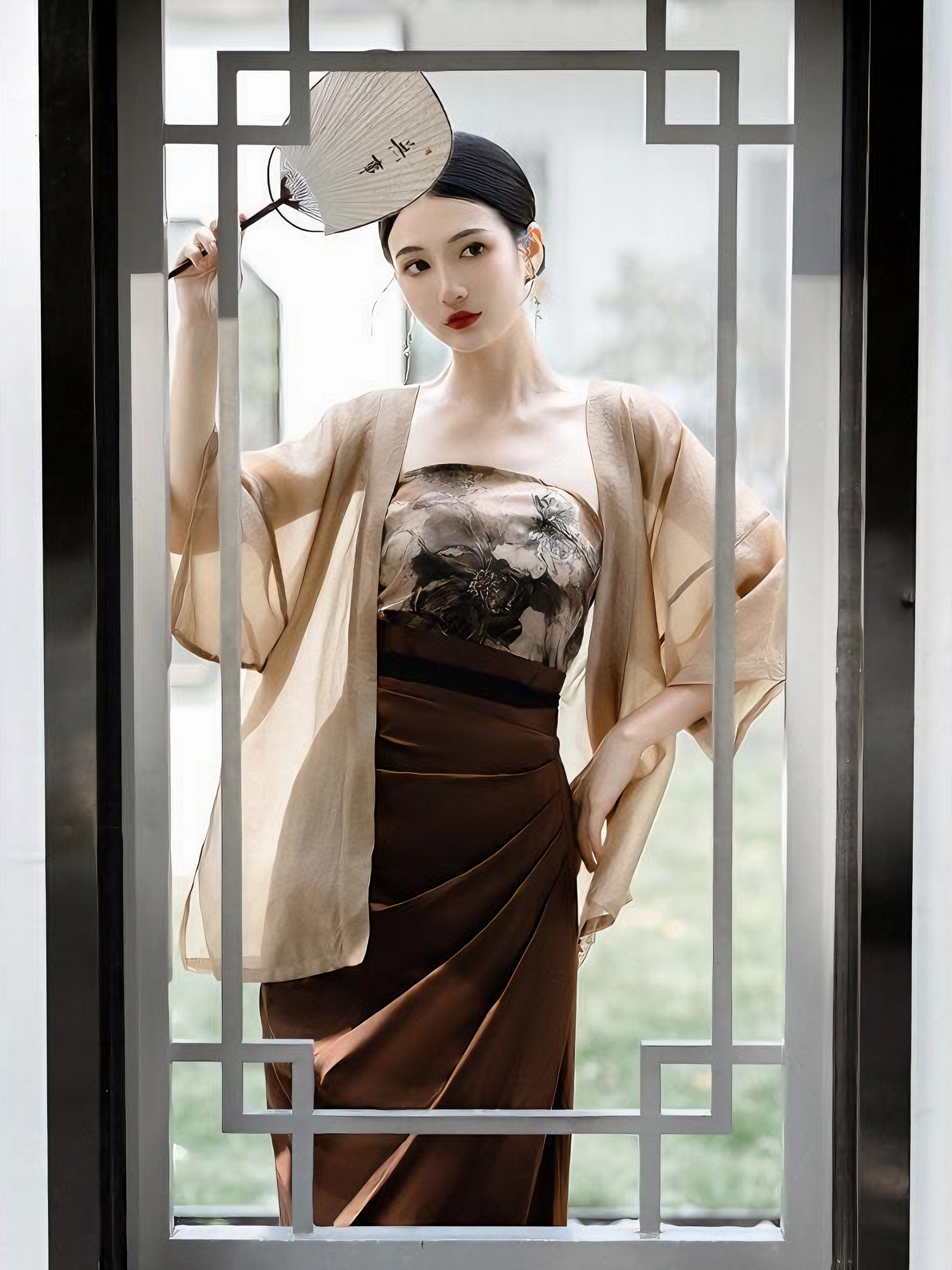 Song Dynasty Inspired Vintage Elegant Strapless Floral Top with Draped Brown Skirt Set - Masion Chérie